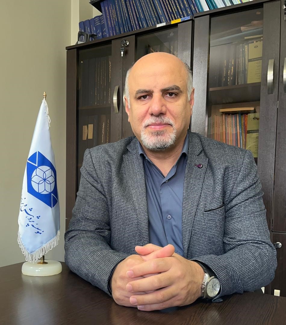    دکتر رضا منیعی